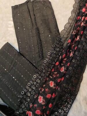 UNSTITCHED SUIT US17