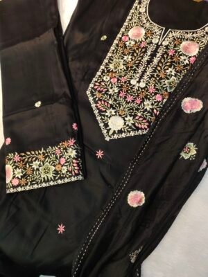 UNSTITCHED SUIT V2489