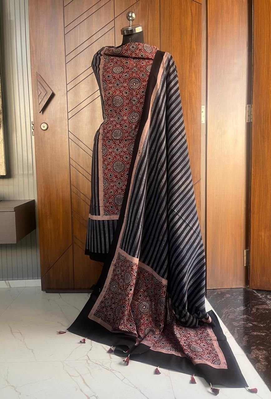 AJRAKH PRINT SUITS